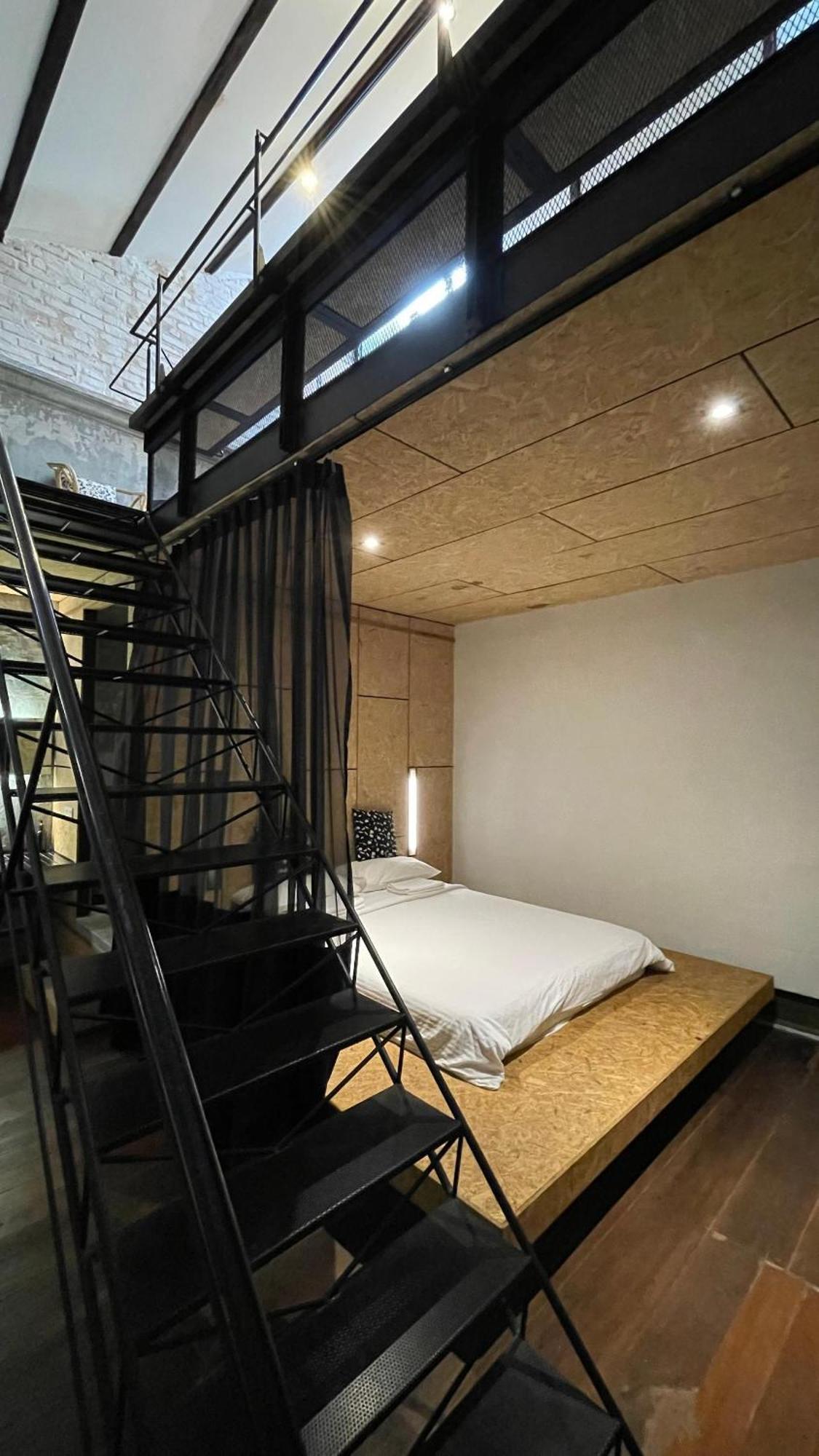 Belakang Kong Heng Ipoh Hotel מראה חיצוני תמונה